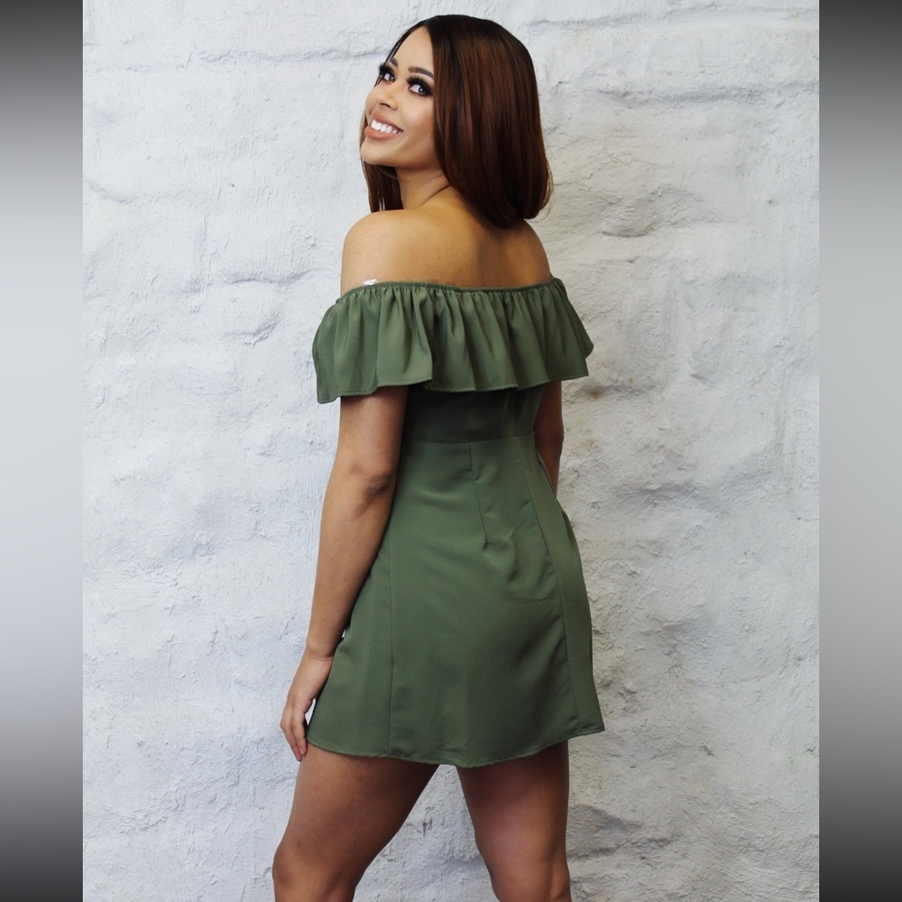 Elegant Off-Shoulder Green Dress 100% polyester